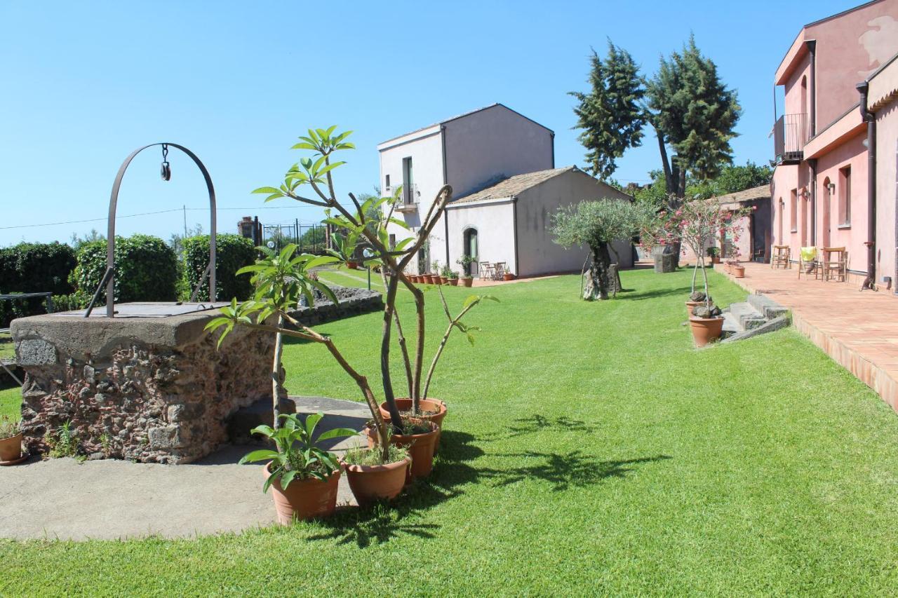 Il Giardino Degli Ovali Villa Fiumefreddo di Sicilia Exteriör bild