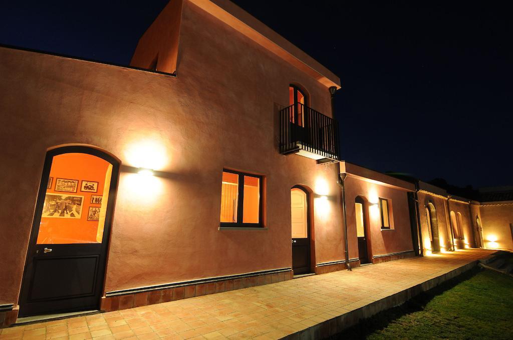 Il Giardino Degli Ovali Villa Fiumefreddo di Sicilia Exteriör bild