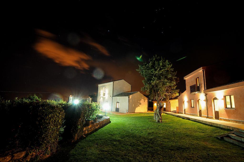 Il Giardino Degli Ovali Villa Fiumefreddo di Sicilia Exteriör bild